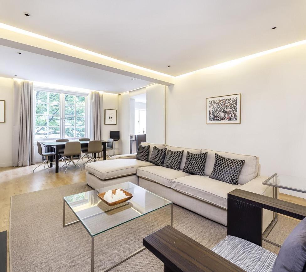 2 Bed, 2 Bath In Mayfair, Garden View ลอนดอน ภายนอก รูปภาพ